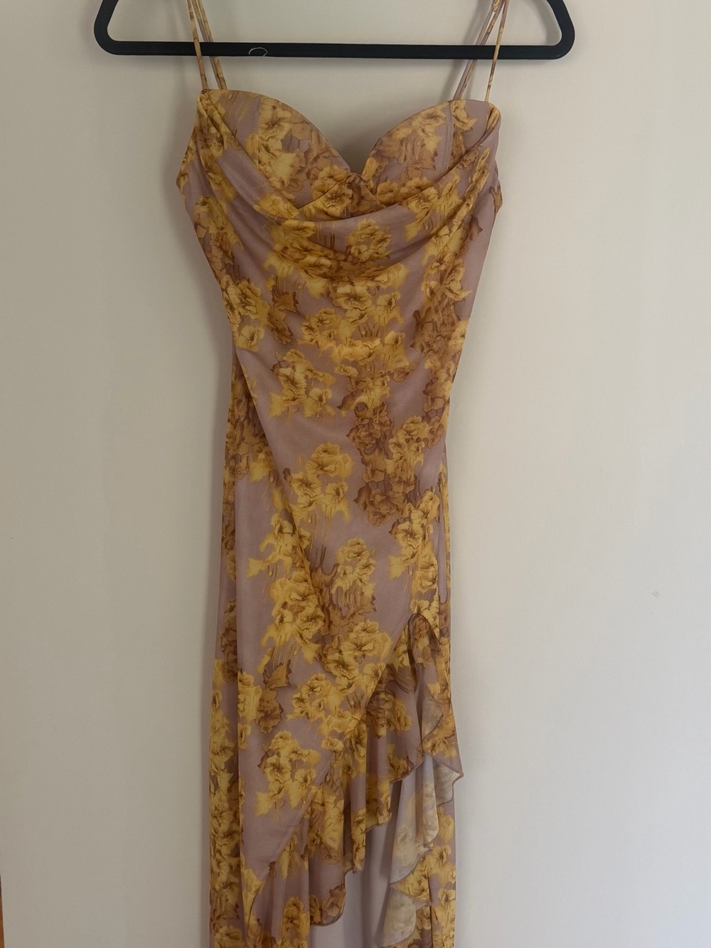 Dress - Picture 2 of 5